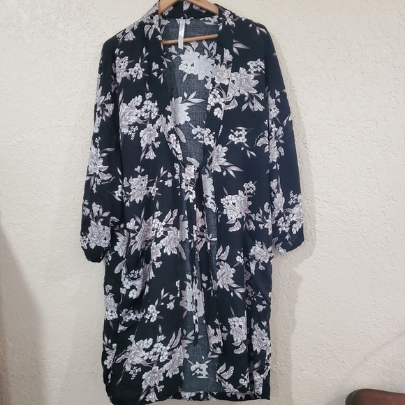 Spiritual Gangster Floral Kimono with Tie One Size - Picture 1 of 8
